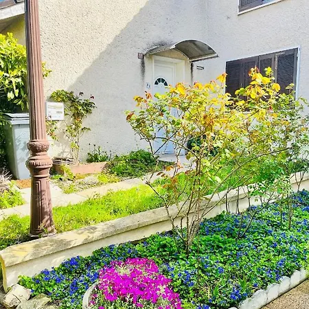Private In A Tiny 4 Min Drive To Airport Cdg ,1 Private Bathroom Ideal For Families And Friends Ubytování v soukromí