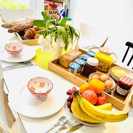 בית אירוח Private In A Tiny 4 Min Drive To Airport Cdg ,1 Private Bathroom Ideal For Families And Friends *